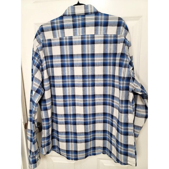 Wrangler Plus Size Men's Blue & White Plaid Button-Up Long Sleeve Shirt Size 2XL - Picture 3 of 13